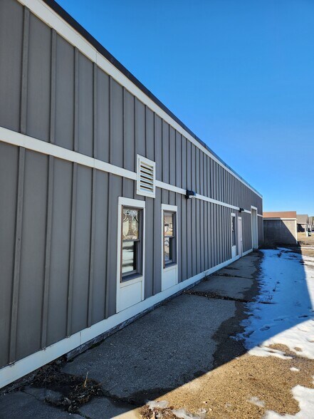 More Photos Of 1100 5th St NE, Staples General Retail For Lease