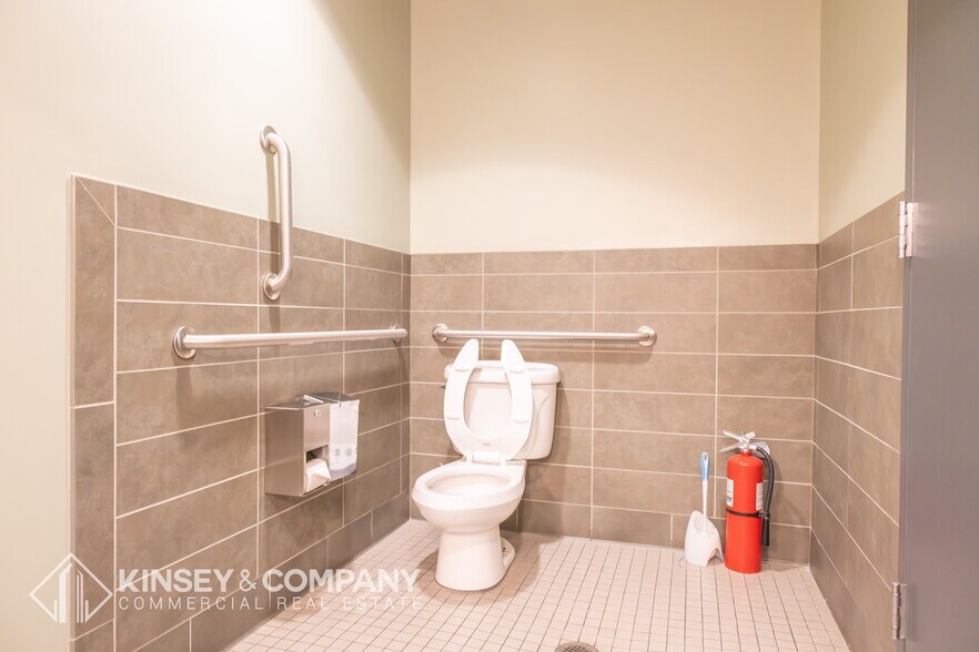 More Photos Of 1800 Glenarm Pl, Denver Loft Creative Space For Sale