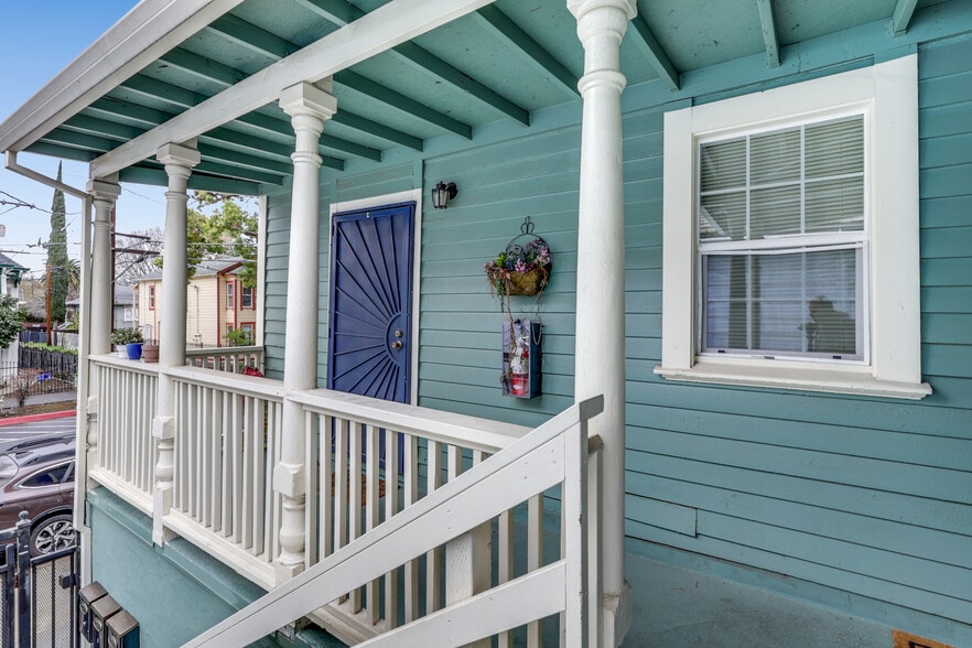 More Photos Of 517 13th St, Sacramento Multifamily For Sale