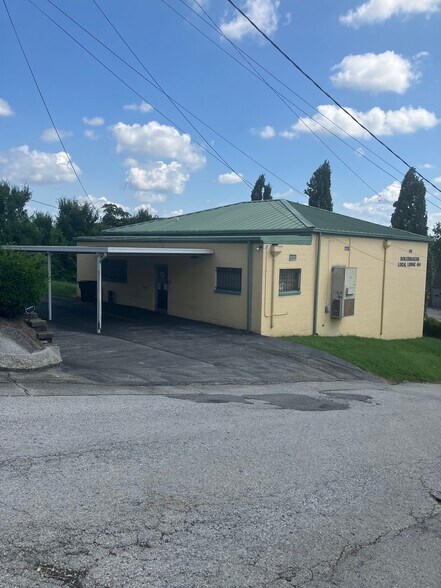 More Photos Of 301 Frazier Ave, Chattanooga Office For Sale