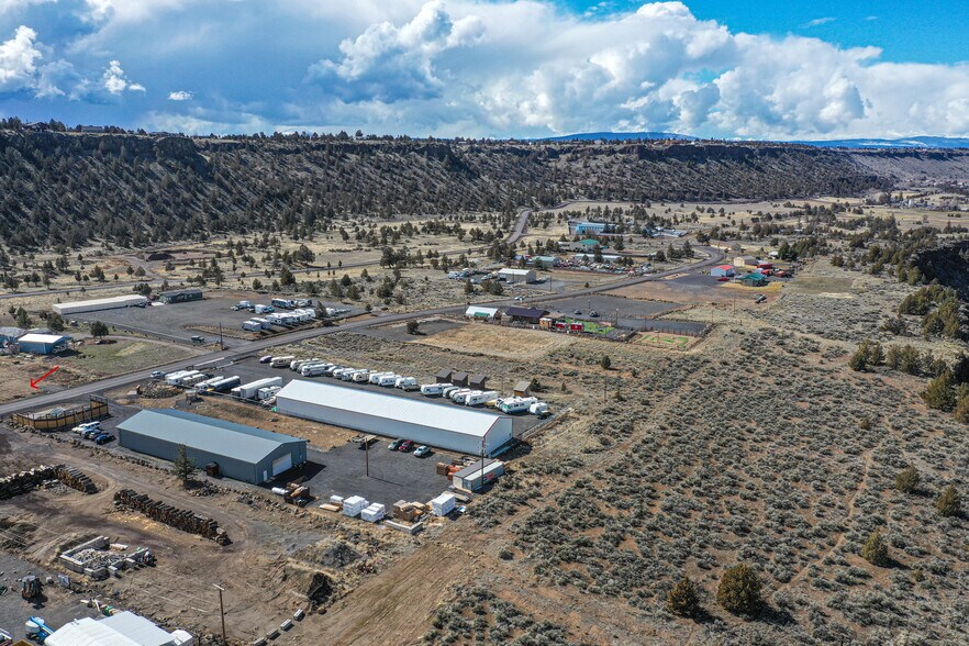 More Photos Of 14079 SW Commercial Loop Rd, Terrebonne Warehouse For Sale