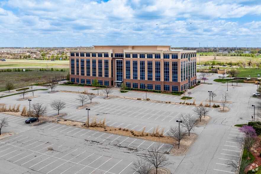 More Photos Of 9351-9401 Renner Blvd, Lenexa Office For Lease