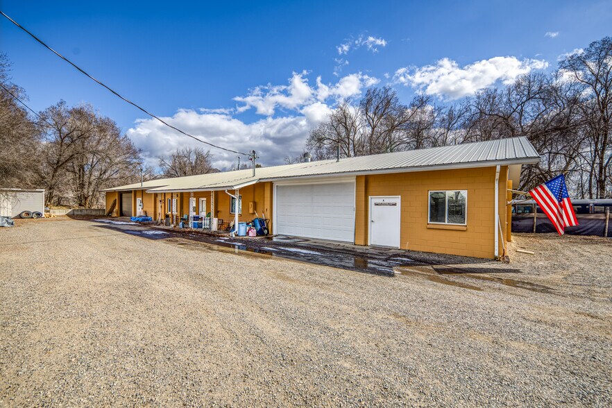 More Photos Of 875 W Main St, Cedaredge Flex For Sale