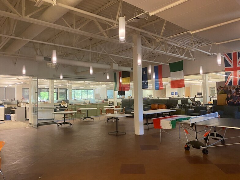 More Photos Of 1420 N McDowell Blvd, Petaluma Office For Lease