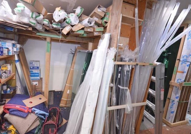 More Photos Of 2981 Simpson Rd, Richmond Showroom For Sale