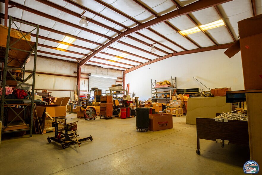More Photos Of 1103 Industry Way, El Centro Warehouse For Sale