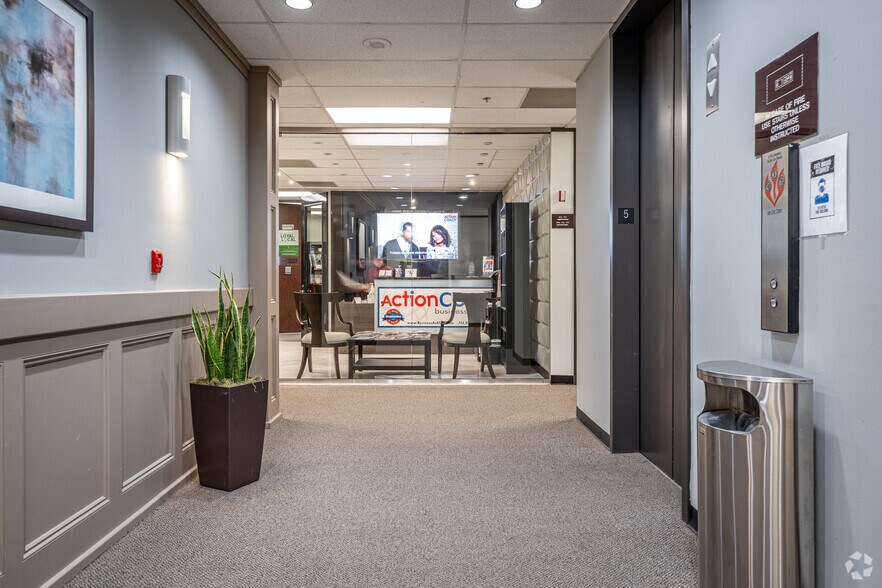 More Photos Of 6300 West Loop South, Bellaire Office For Lease