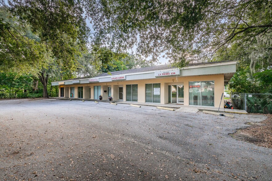 More Photos Of 221 Pauls Dr, Brandon Loft Creative Space For Lease
