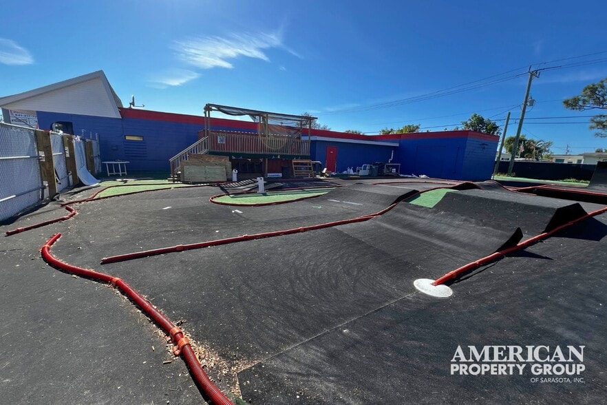 More Photos Of 3835 Tamiami Trl, Port Charlotte Freestanding For Sale