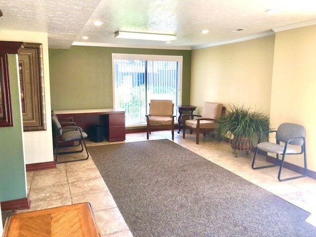 More Photos Of 206-210 12th Ave Rd, Nampa Medical For Lease