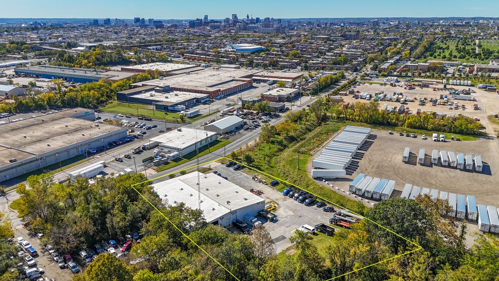 More Photos Of 3520 E Federal St, Baltimore Warehouse For Lease
