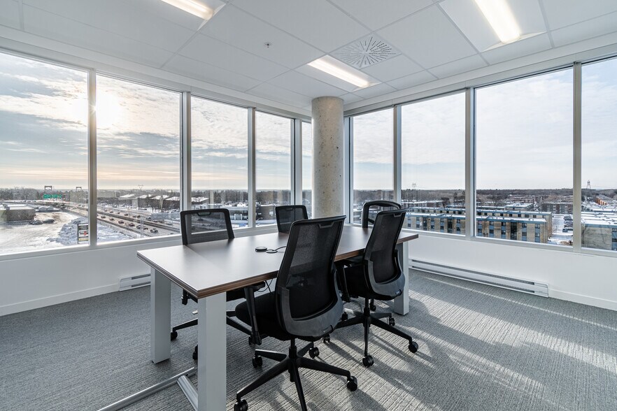 More Photos Of 990 Av de Bourgogne, Québec Medical For Lease