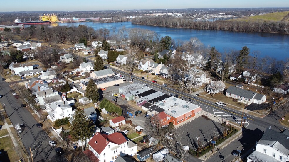 More Photos Of 320 W Front St, Florence Storefront For Sale