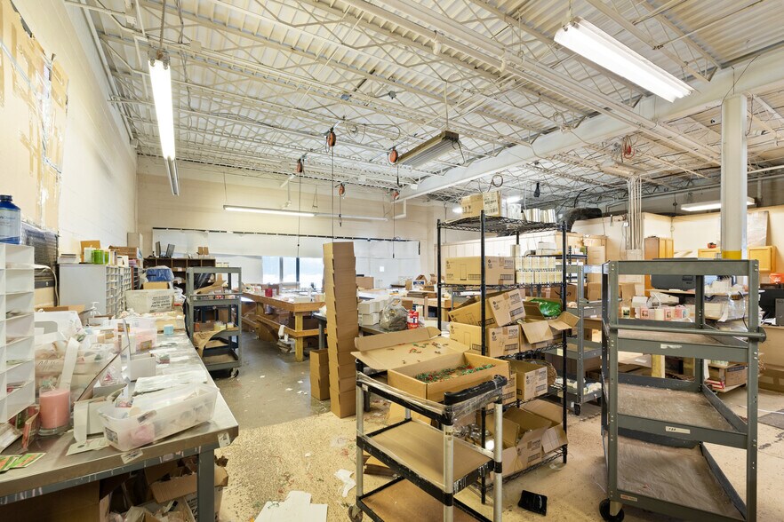 More Photos Of 677 S Cardinal Ln, Scottsburg Industrial For Sale