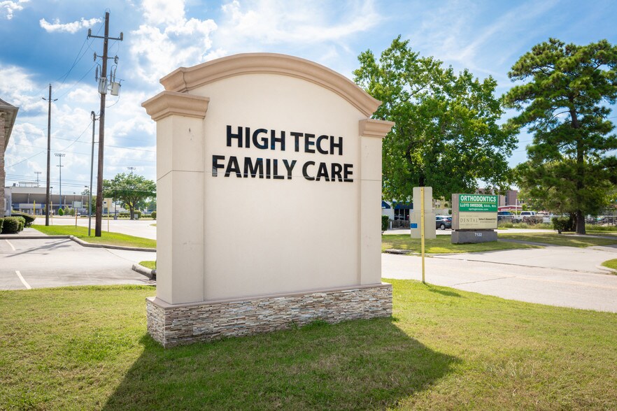 More Photos Of 16422 Stuebner Airline Rd, Spring Medical For Lease