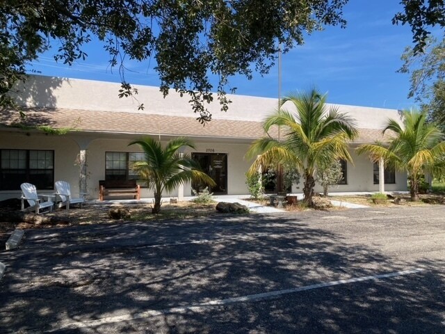 Primary Photo Of 2706 SE Santa Barbara Pl, Cape Coral Medical For Sale