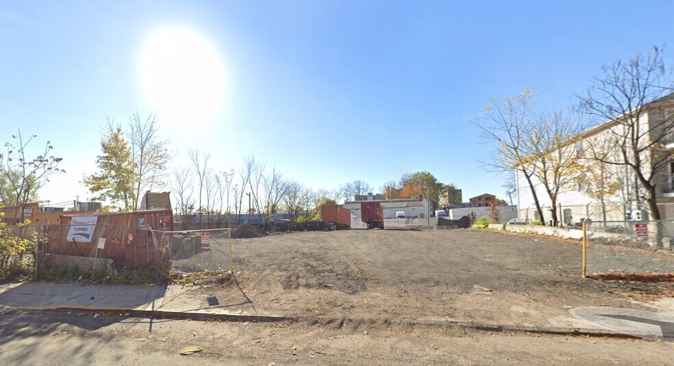Primary Photo Of 49-55 Evergreen Ave, Newark Land For Lease