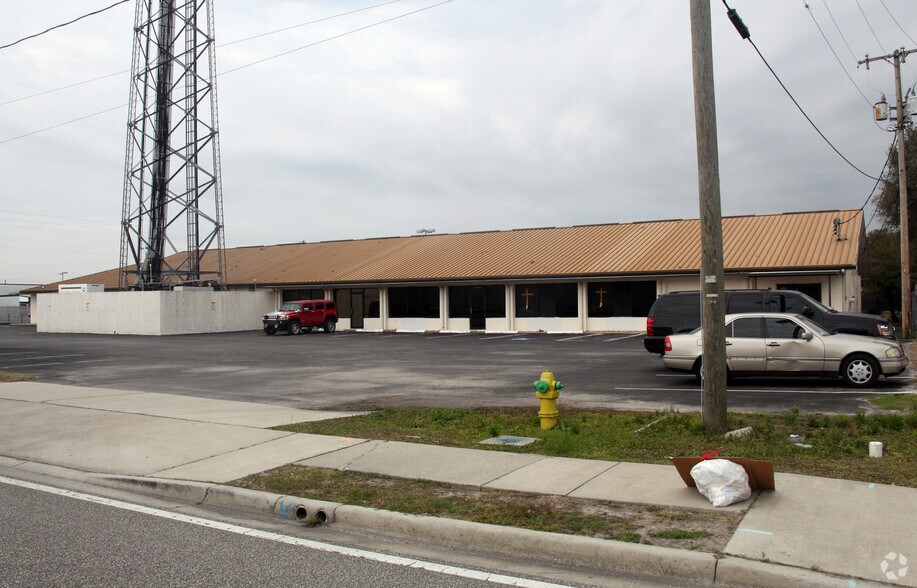 More Photos Of 709 N Park Rd, Plant City Office For Lease