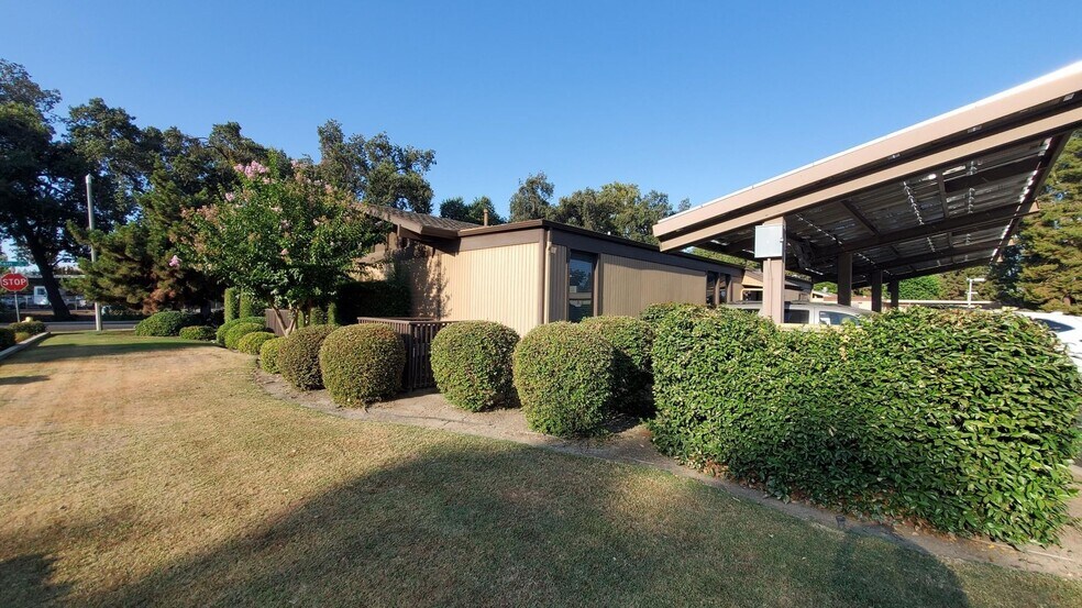 More Photos Of 2740 W Main St, Visalia Medical For Lease