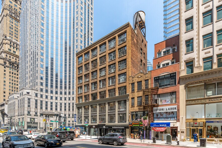 More Photos Of 139 E 57th St, New York Office For Lease