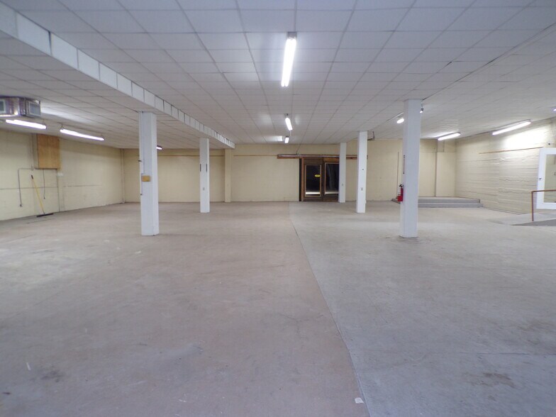 More Photos Of 845-845 N Florida Ave, Lakeland General Retail For Sale
