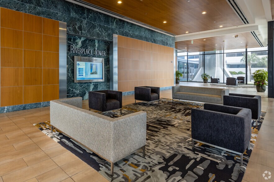 More Photos Of 1301 Riverplace Blvd, Jacksonville Office For Lease