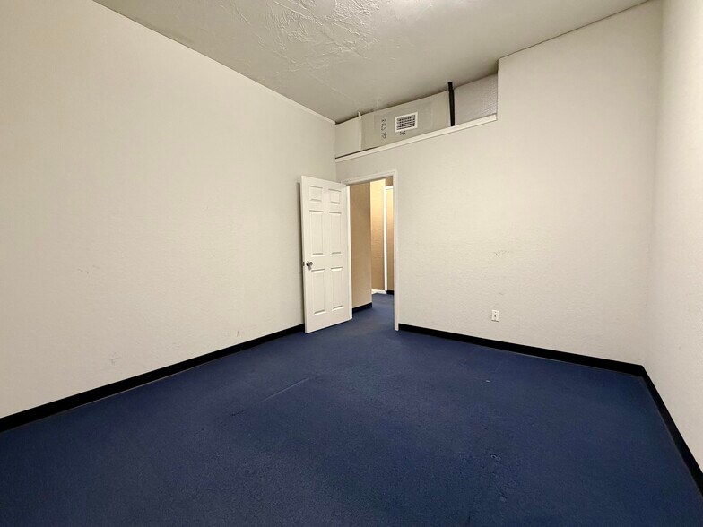 More Photos Of 501 N State St, Bunnell Unknown For Lease