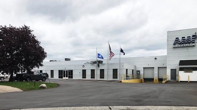 More Photos Of 36930 Industrial Rd, Livonia Manufacturing For Lease