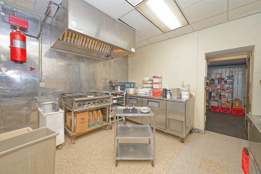 More Photos Of 106 Broad St, Schuylerville Restaurant For Sale