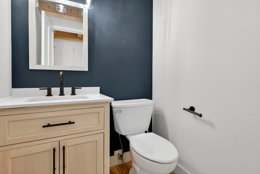 More Photos Of 1 Harris St, Newburyport Medical For Lease