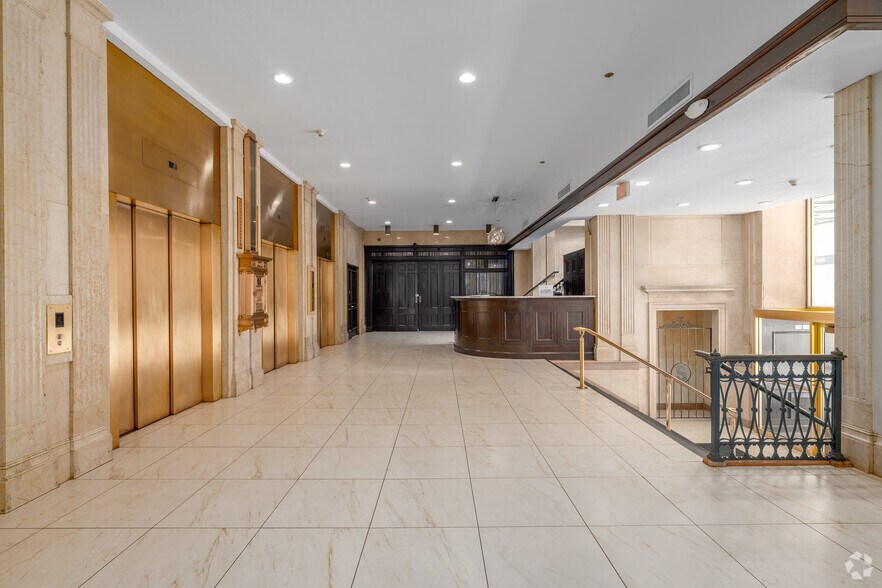 More Photos Of 1127 Euclid Ave, Cleveland Apartments For Lease