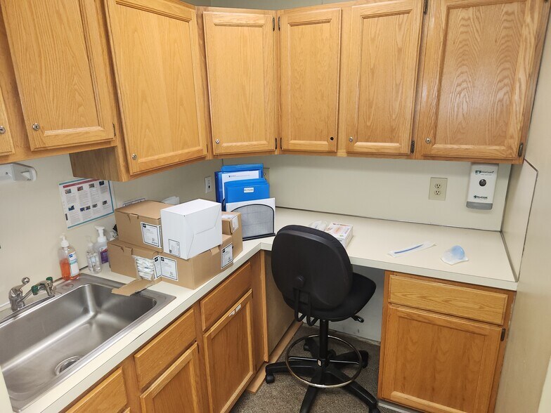 More Photos Of 360 Middletown Blvd, Langhorne Medical For Sale