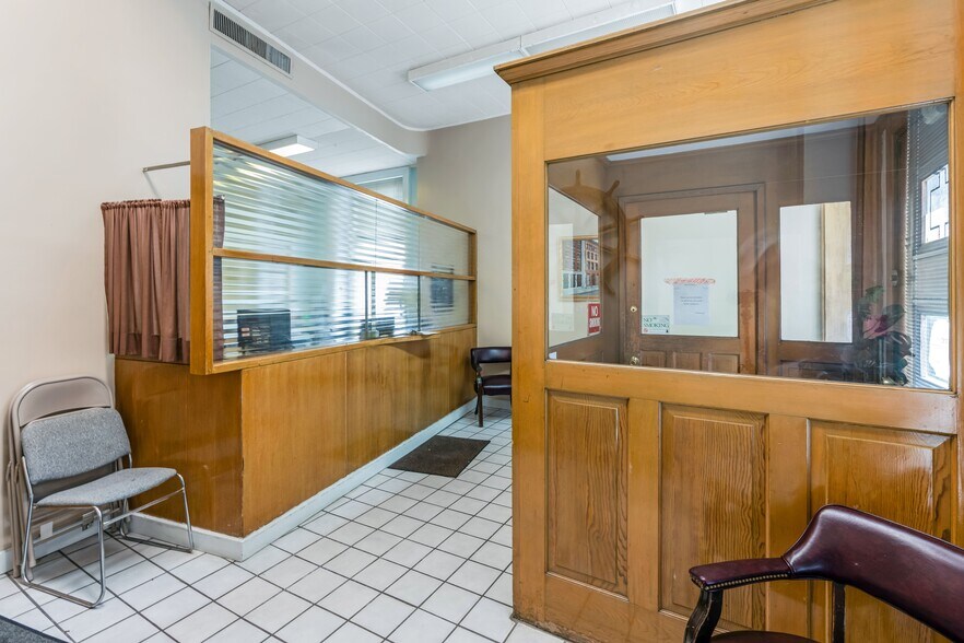 More Photos Of 115 Chestnut St, Philadelphia Office For Lease