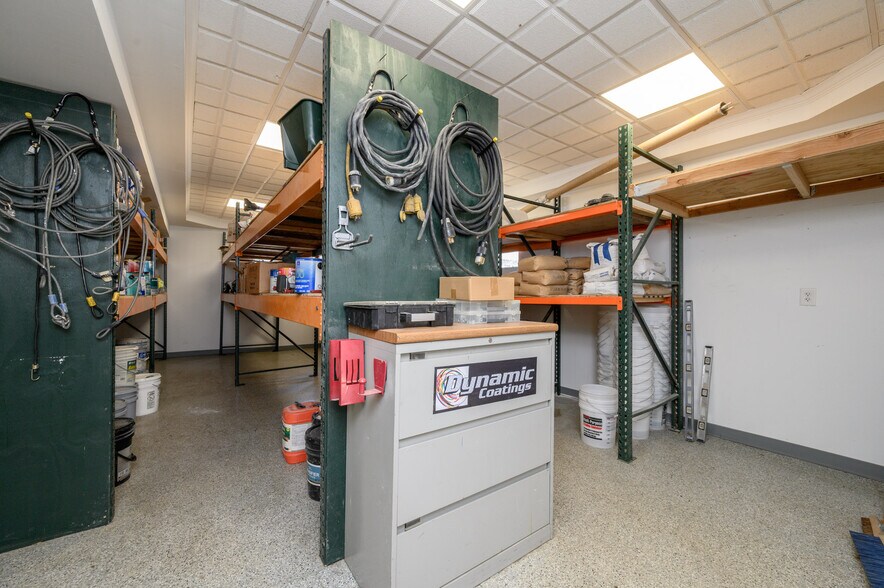 More Photos Of 1400 Union Ave, Union Beach Office For Sale