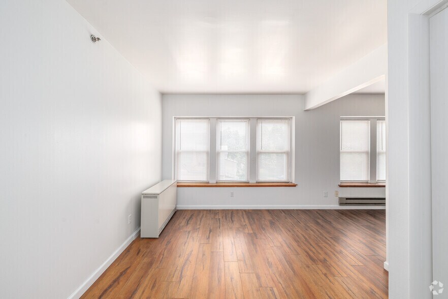 More Photos Of 2 Crandall St, Binghamton Apartments For Sale