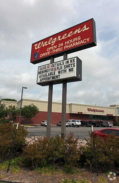 More Photos Of 1201 Ferris Ave, Waxahachie Drugstore For Sale