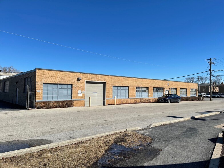 Primary Photo Of 1509 W Le Moyne St, Melrose Park Warehouse For Sale