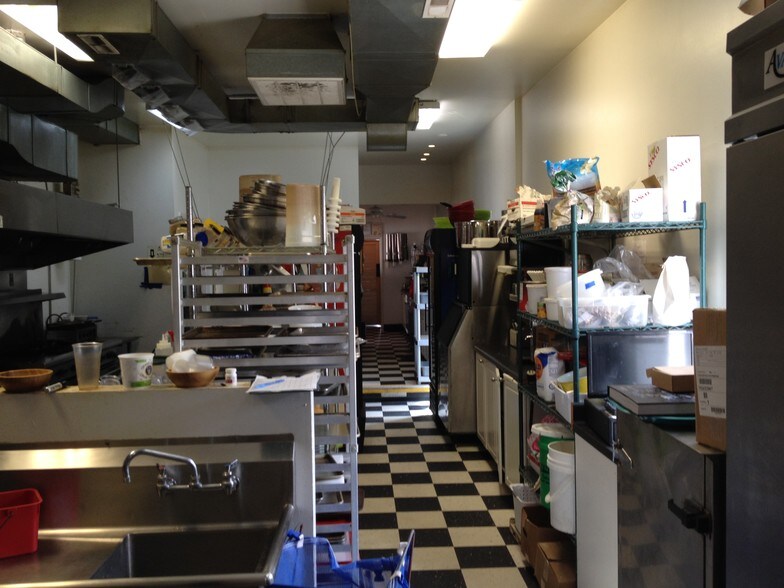 More Photos Of 1818 1st Ave, Scottsbluff Restaurant For Sale