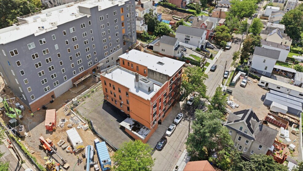 More Photos Of 258 Woodworth Ave, Yonkers Apartments For Sale