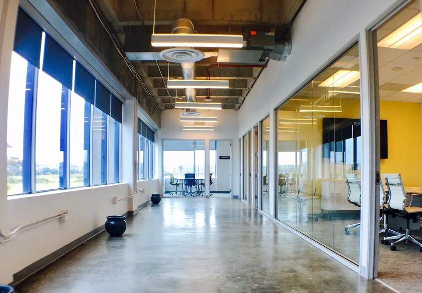 More Photos Of 13274 Fiji Way, Marina Del Rey Office Residential For Lease