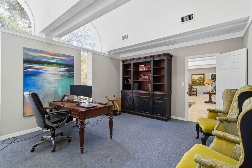 More Photos Of 1400 4th Ave, Bradenton Office Residential For Sale