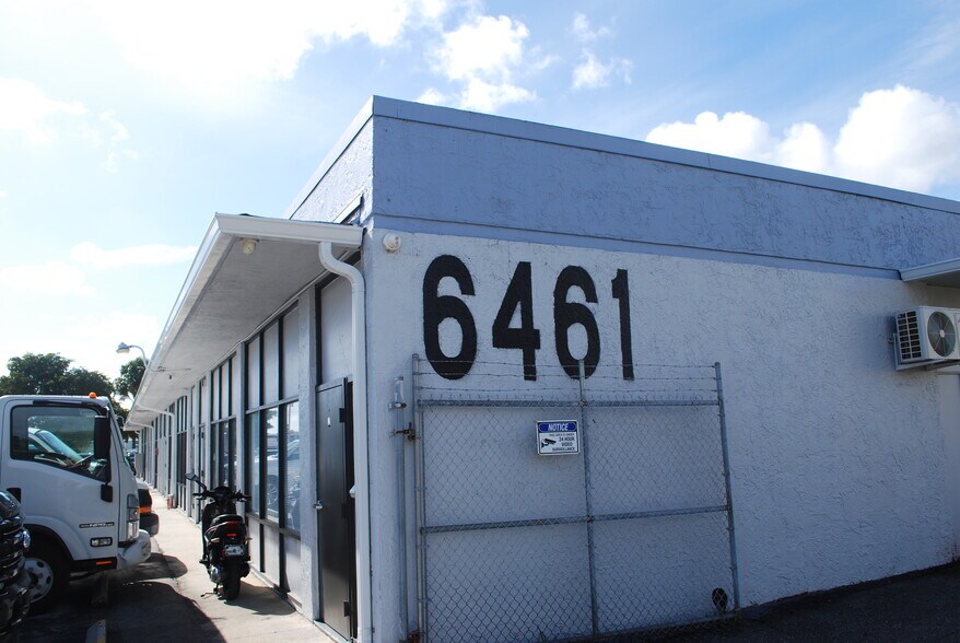 More Photos Of 6461 Garden Rd, Riviera Beach Industrial For Lease