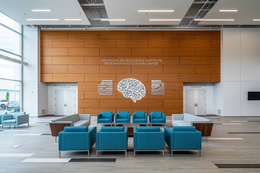 More Photos Of 6020 Warden Rd, Sherwood Medical For Lease