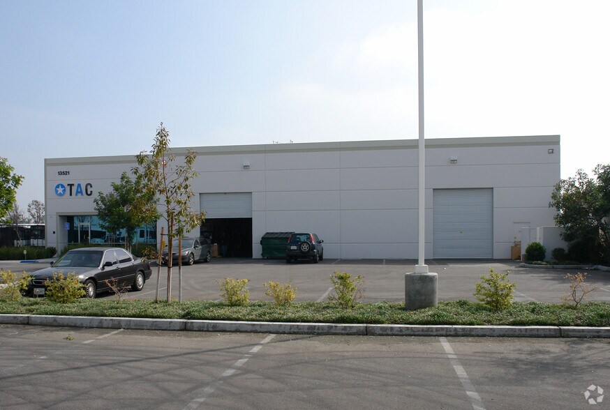 More Photos Of 13521 Benson Ave, Chino Warehouse For Lease
