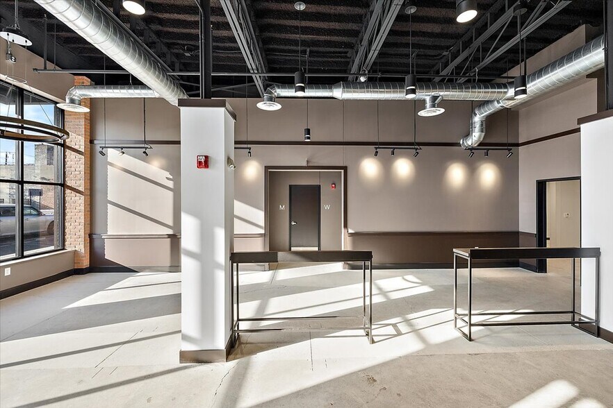 More Photos Of 7400 W McNichols Rd, Detroit Bar For Lease