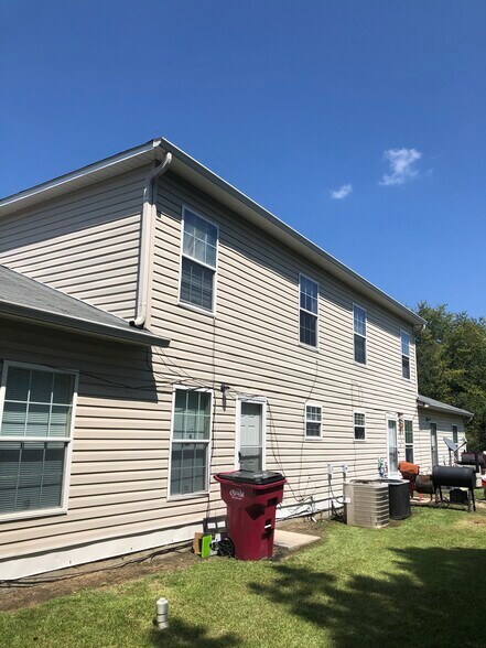 More Photos Of 49 Ghettis St, Sparta Apartments For Sale