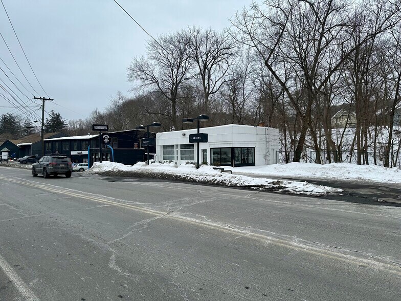 More Photos Of 123 Main St, Great Barrington Service Station For Lease