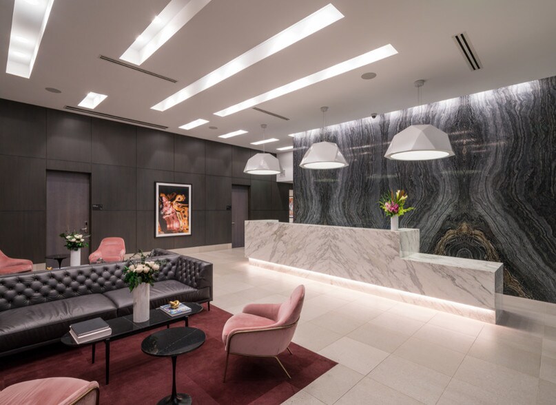 More Photos Of 825 S Hill St, Los Angeles Apartments For Lease