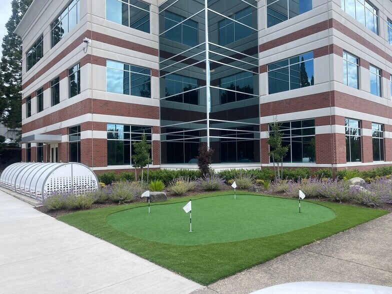 More Photos Of 7632 SW Durham Rd, Tigard Office For Lease