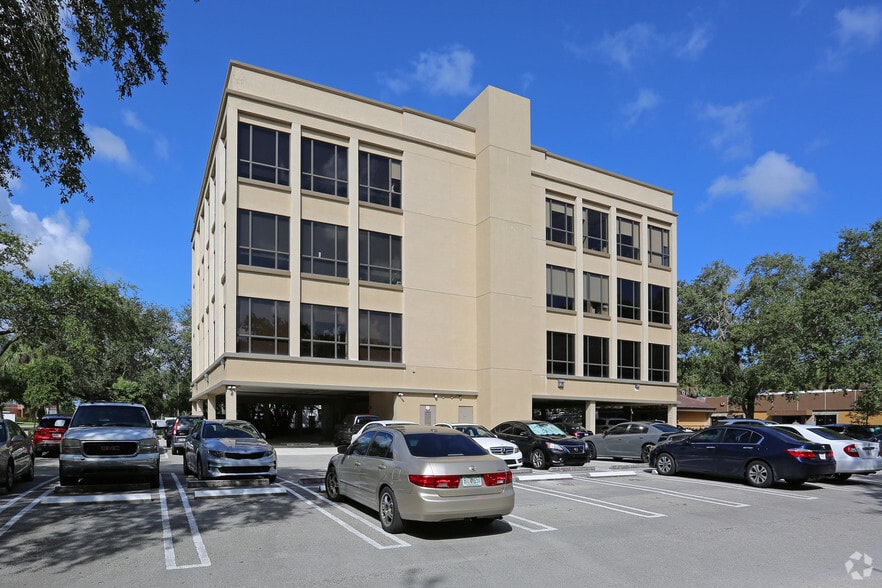 More Photos Of 14125 NW 80th Ave, Miami Lakes Office For Sale